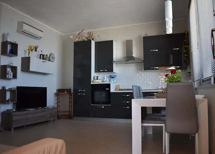 In Riva Al Mare Da Franca * Trabia